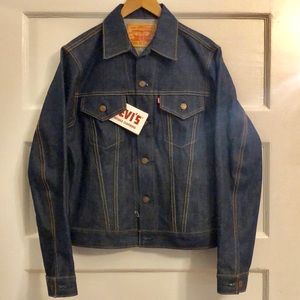 Levi’s 70505-0217 Vintage Denim Trucker Jacket